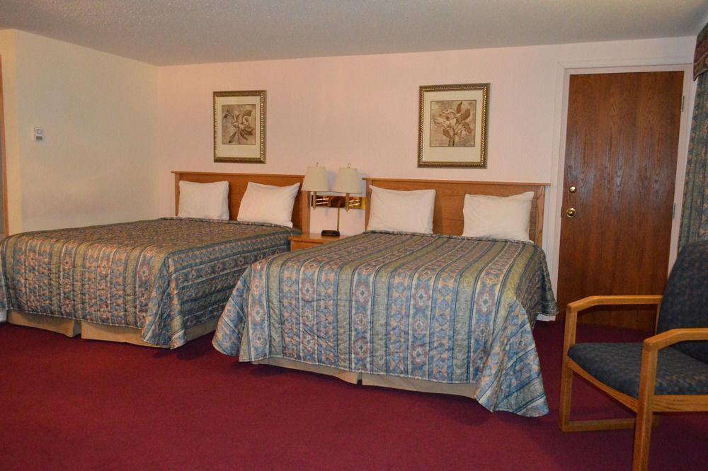 Western Traveller Motel Grand Forks